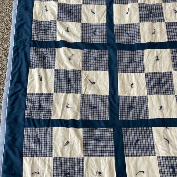 Rare Blue Blanket Throw 64” by 49” - Picture 7 of 11